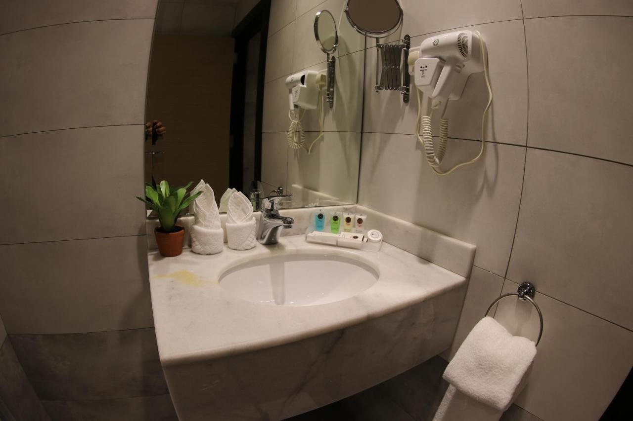 Touq Balad Hotel Dzsidda Kültér fotó